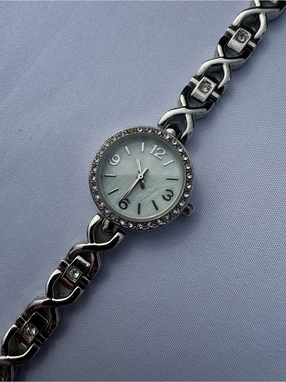 Working condition  Silver Toned Watch